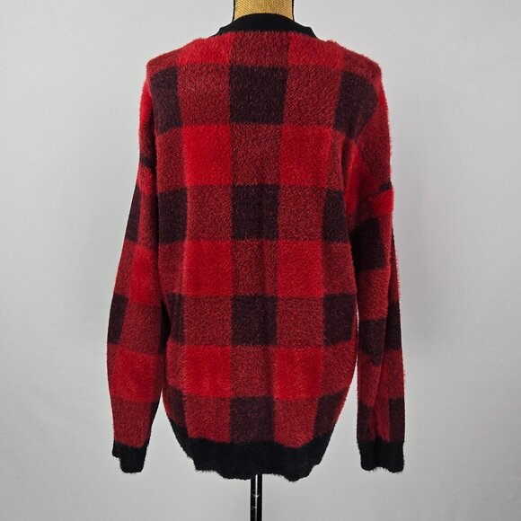 Cyrus Women’s XL Red Black Buffalo Plaid Cardigan Sweater Soft Fuzzy Knit Pocket - Picture 3 of 9